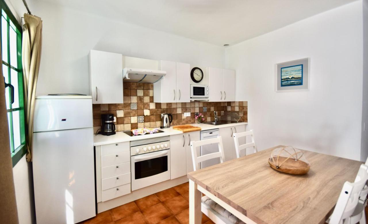 Terracitas 3 Hiru , Coqueto Bungalow Con Ac , Terraza Y Piscina Comunitaria Playa Blanca  Kültér fotó