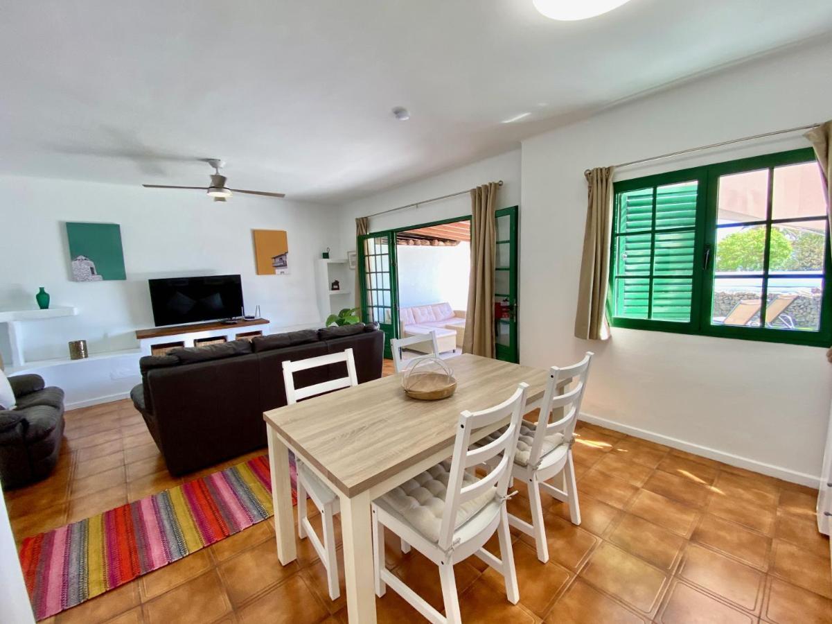 Terracitas 3 Hiru , Coqueto Bungalow Con Ac , Terraza Y Piscina Comunitaria Playa Blanca  Kültér fotó